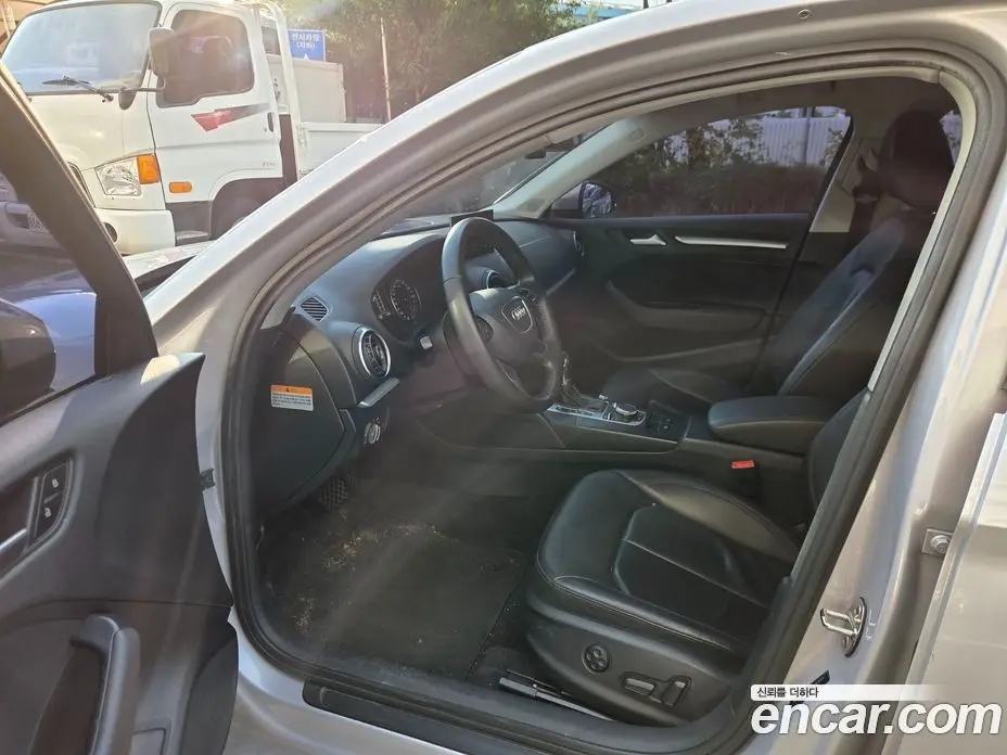 Audi A3 2014 2.0 автомат (гидро), фото 6