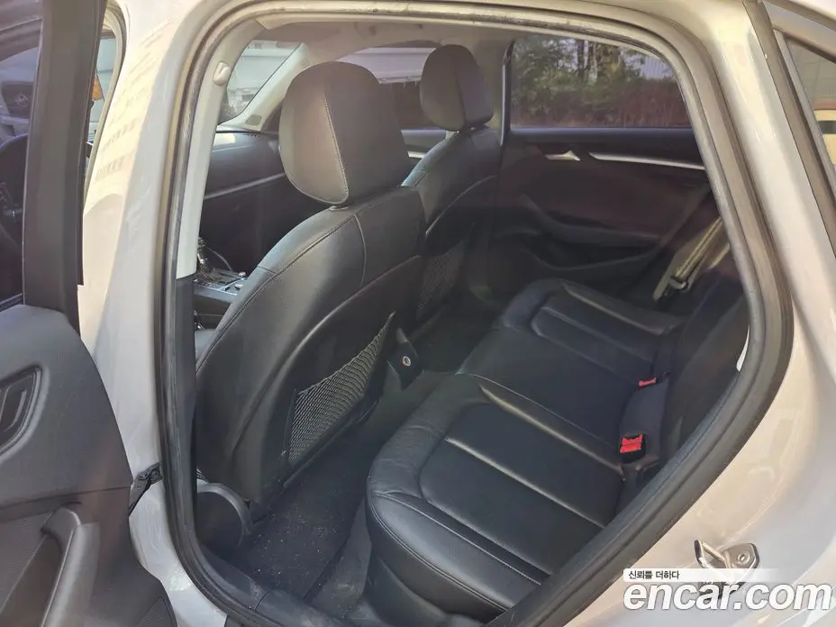 Audi A3 2014 2.0 автомат (гидро), фото 7