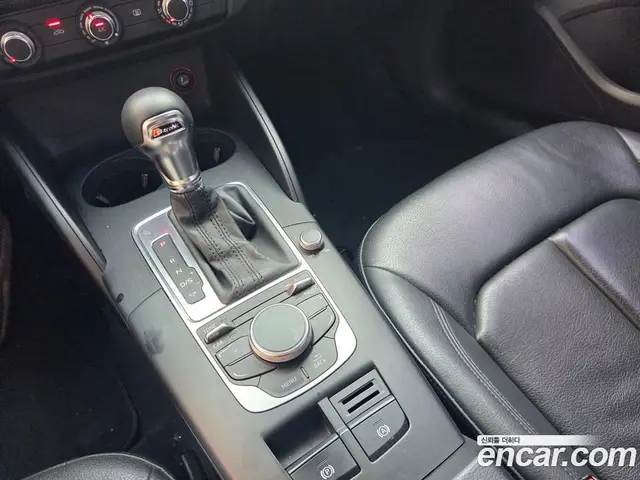 Audi A3 2014 2.0 автомат (гидро), миниатюра 10