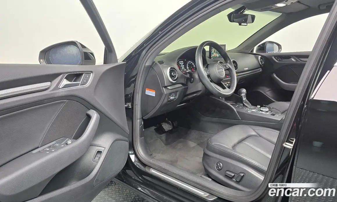 Audi A3 2020 2.0 автомат (гидро), фото 12