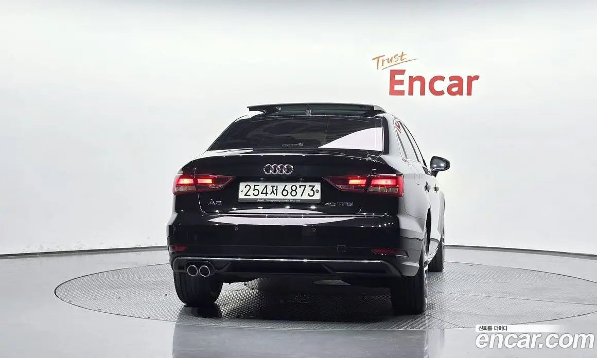 Audi A3 2020 2.0 автомат (гидро), фото 3