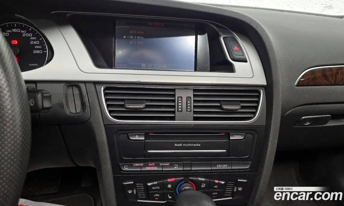 Audi A4 2010 2.0 автомат (гидро), фото 20 Audi A4 2010 2.0 автомат (гидро), фото 20