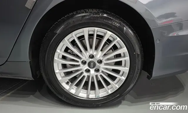 Audi A6 2021 2.0 автомат (гидро), миниатюра 6