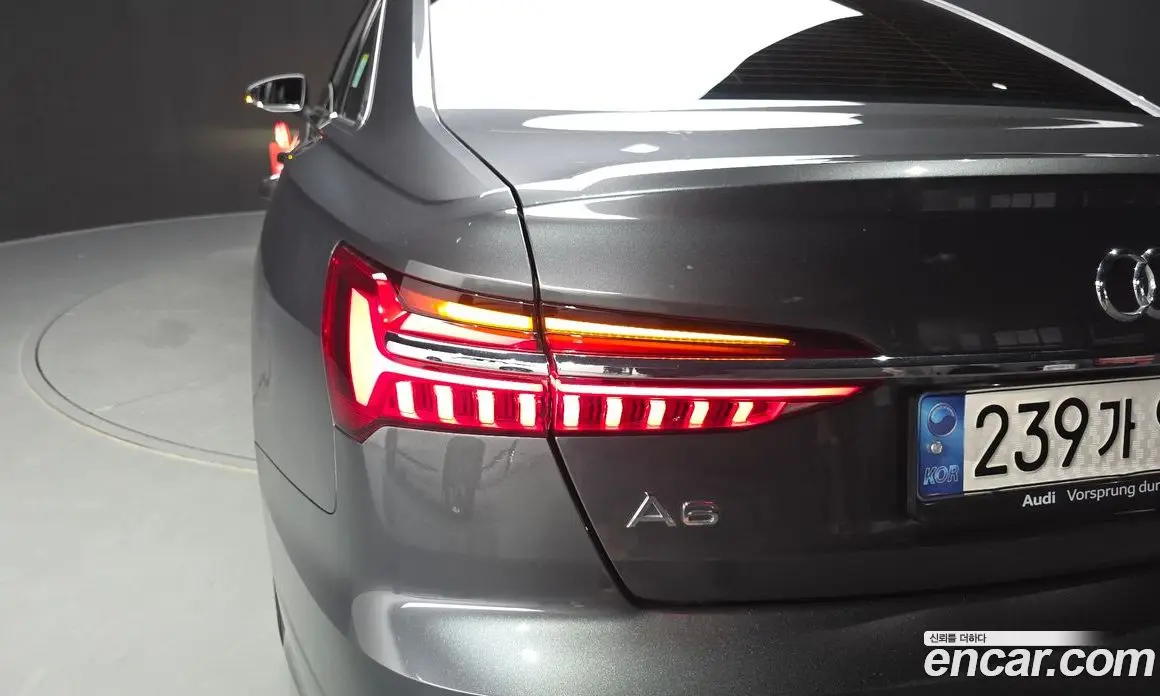 Audi A6 2021 2.0 автомат (гидро), фото 8