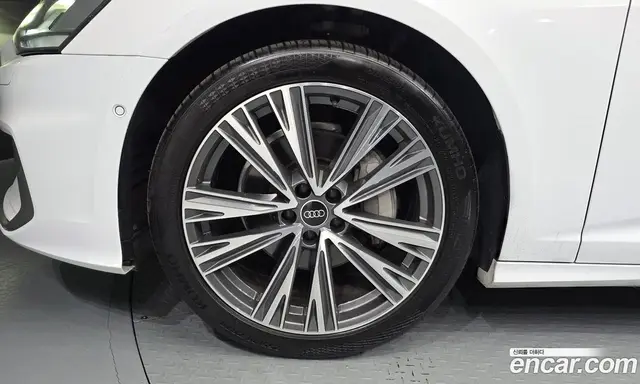 Audi A6 2022 2.0 автомат (гидро), миниатюра 5
