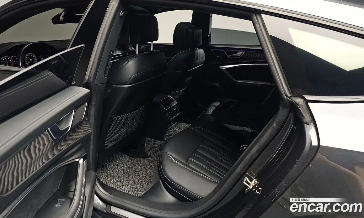 Audi A7 2024 3.0 автомат (гидро), фото 15 Audi A7 2024 3.0 автомат (гидро), фото 15