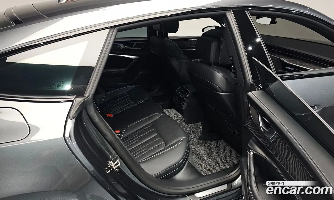 Audi A7 2024 3.0 автомат (гидро), фото 17 Audi A7 2024 3.0 автомат (гидро), фото 17