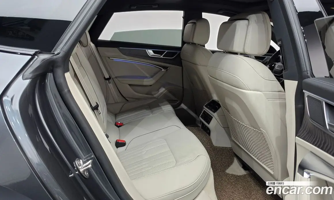 Audi A7 2025 3.0 автомат (гидро), фото 18