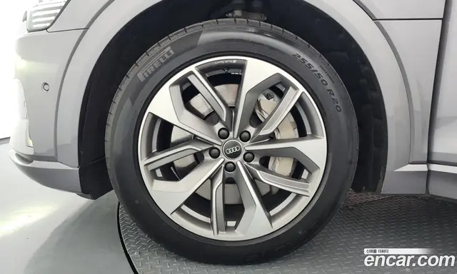 Audi e-tron 2020 0.2 автомат (гидро), миниатюра 4