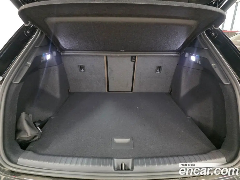 Audi Q4 e-tron 2026 автомат (гидро), фото 20 Audi Q4 e-tron 2026 автомат (гидро), фото 20