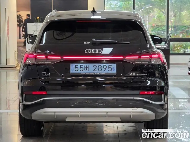 Audi Q4 e-tron 2026 автомат (гидро), миниатюра 4 Audi Q4 e-tron 2026 автомат (гидро), миниатюра 4