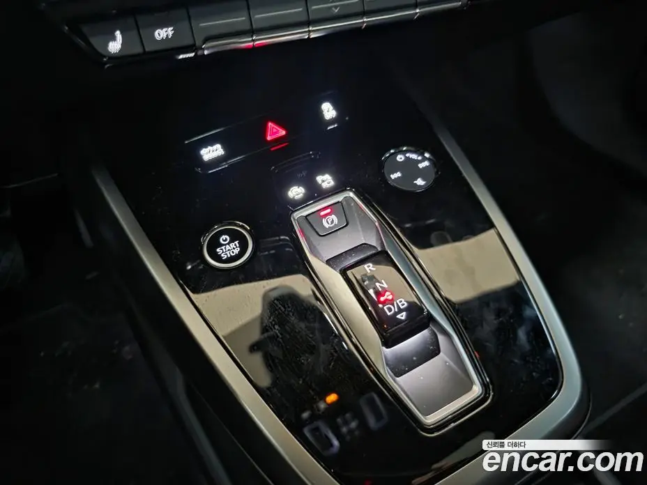 Audi Q4 e-tron 2026 автомат (гидро), фото 9 Audi Q4 e-tron 2026 автомат (гидро), фото 9