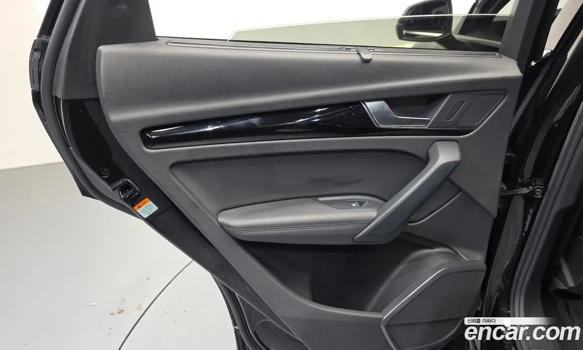 Audi Q5 2021 2.0 автомат (гидро), фото 15