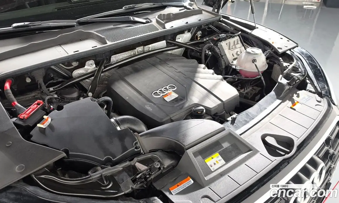 Audi Q5 2021 2.0 автомат (гидро), фото 6