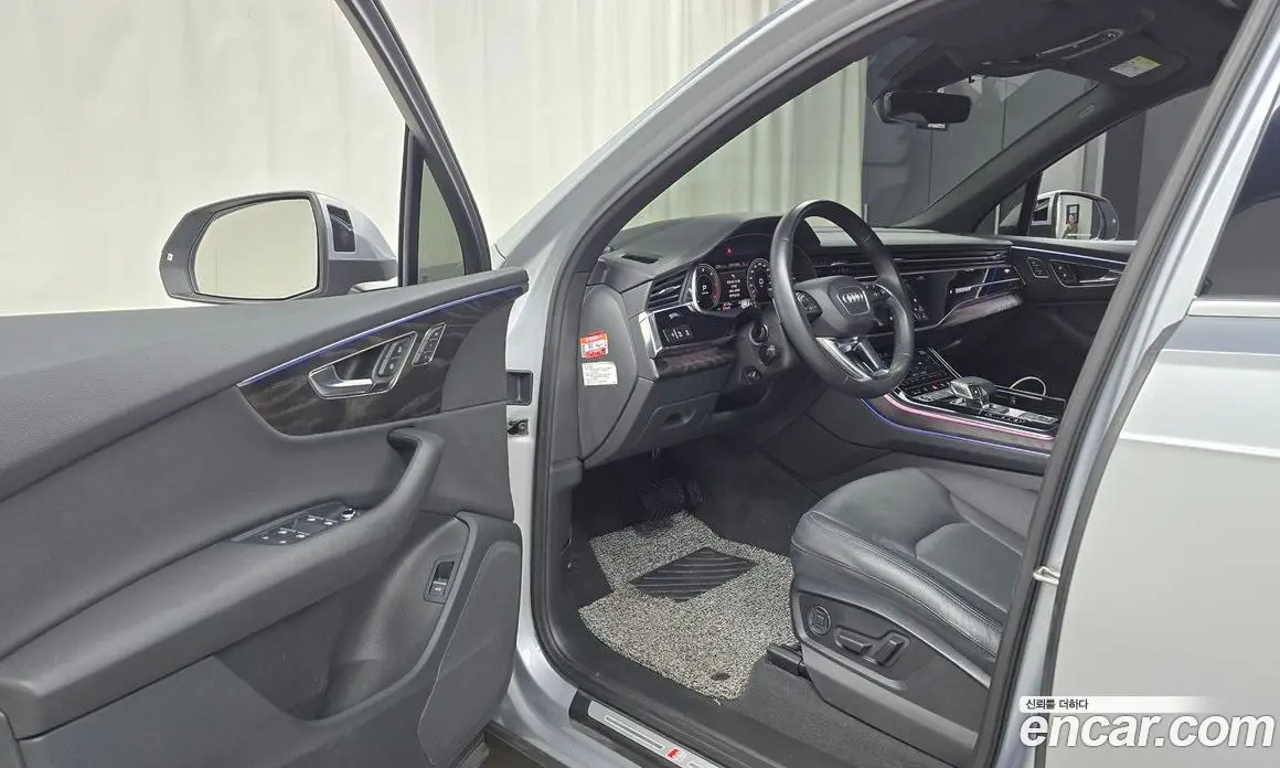 Audi Q7 2021 3.0 автомат (гидро), фото 13