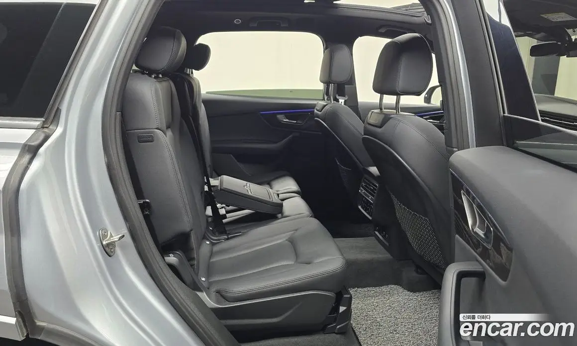 Audi Q7 2021 3.0 автомат (гидро), фото 18
