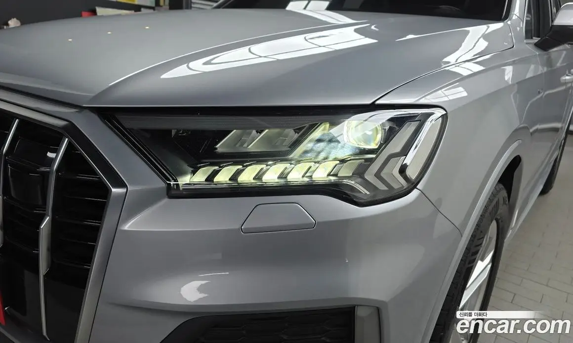 Audi Q7 2021 3.0 автомат (гидро), фото 8