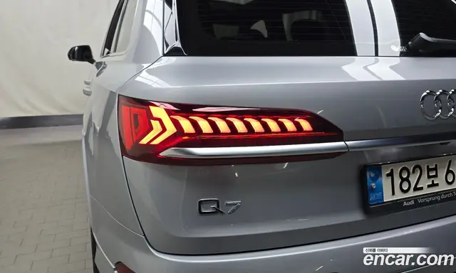 Audi Q7 2021 3.0 автомат (гидро), миниатюра 9
