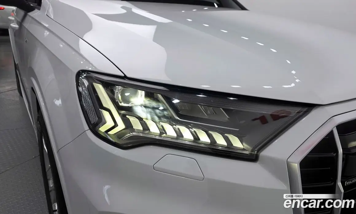 Audi Q7 2021 3.0 автомат (гидро), фото 8