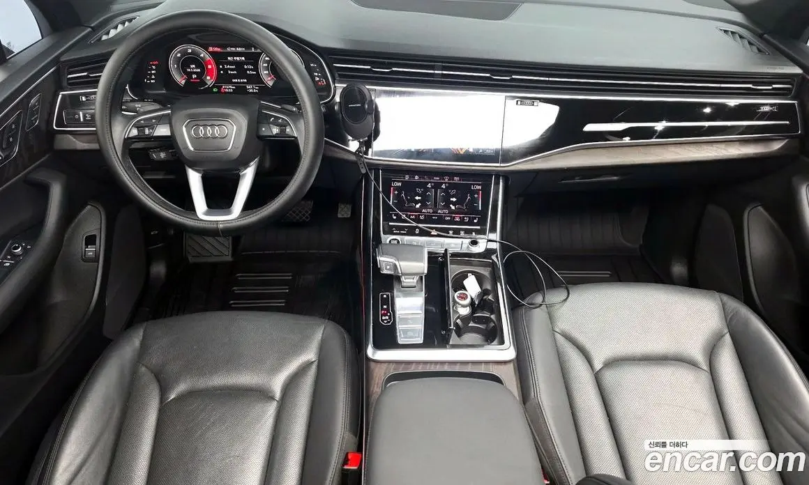 Audi Q7 2021 3.0 автомат (гидро), фото 10