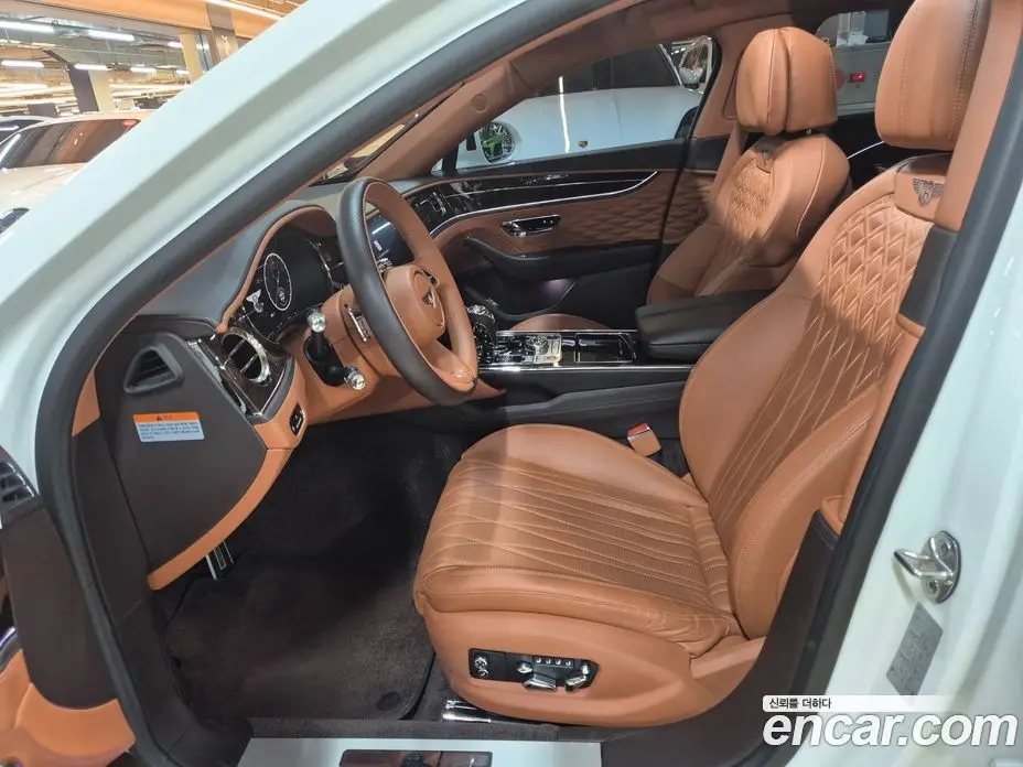 Bentley Flying Spur 2022 4.0 автомат (гидро), фото 9 Bentley Flying Spur 2022 4.0 автомат (гидро), фото 9