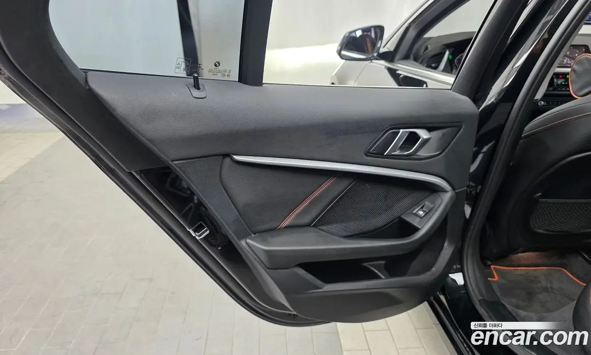 BMW 1 серия 2020 2.0 автомат (гидро), фото 15