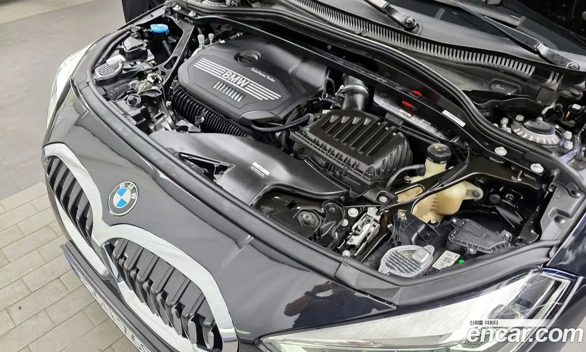 BMW 1 серия 2024 2.0 автомат (гидро), фото 6