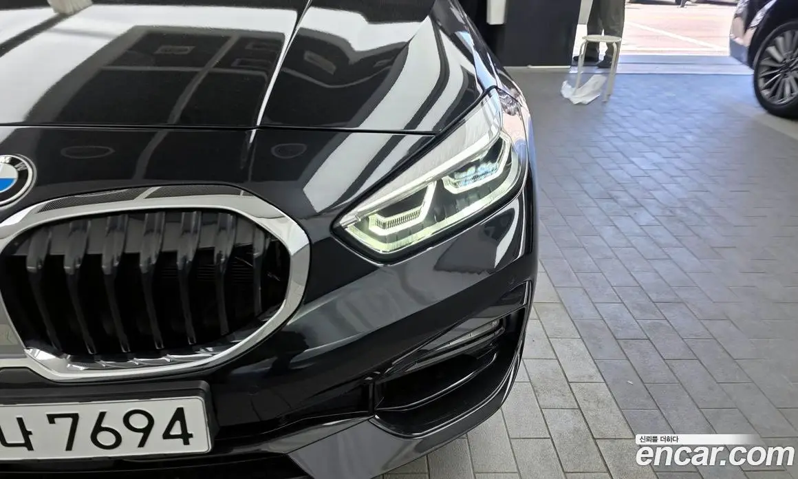 BMW 1 серия 2024 2.0 автомат (гидро), фото 8