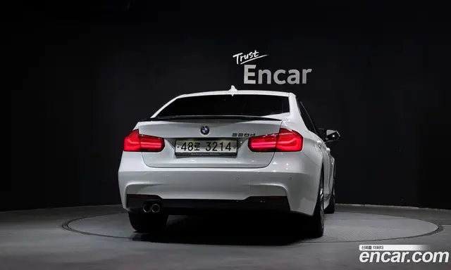 BMW 3 серия 2017 2.0 автомат (гидро), миниатюра 4 BMW 3 серия 2017 2.0 автомат (гидро), миниатюра 4