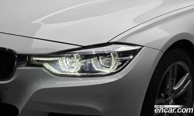 BMW 3 серия 2017 2.0 автомат (гидро), миниатюра 8 BMW 3 серия 2017 2.0 автомат (гидро), миниатюра 8