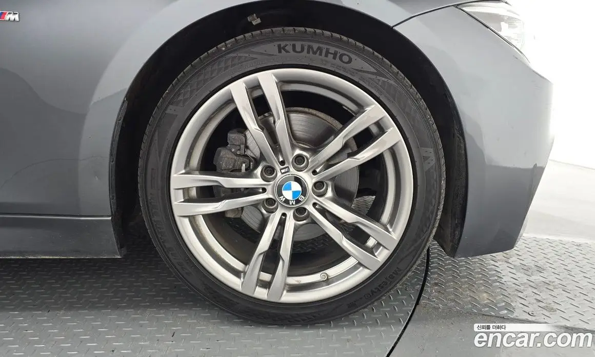 BMW 3 серия 2018 2.0 автомат (гидро), фото 7