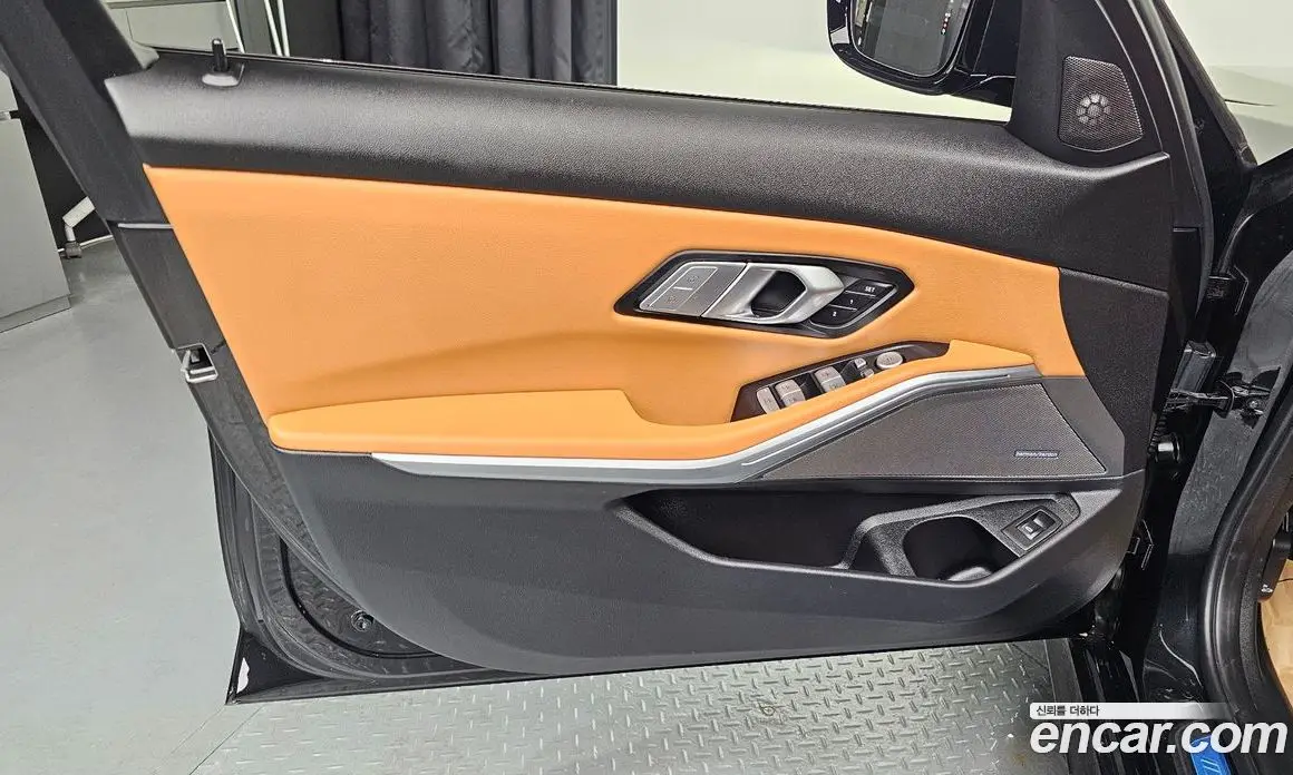 BMW 3 серия 2023 2.0 автомат (гидро), фото 14 BMW 3 серия 2023 2.0 автомат (гидро), фото 14