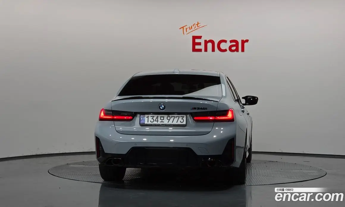 BMW 3 серия 2024 3.0 автомат (гидро), фото 4