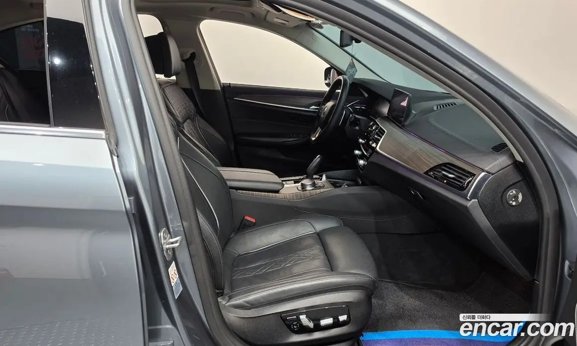 BMW 5 серия 2019 2.0 автомат (гидро), фото 16