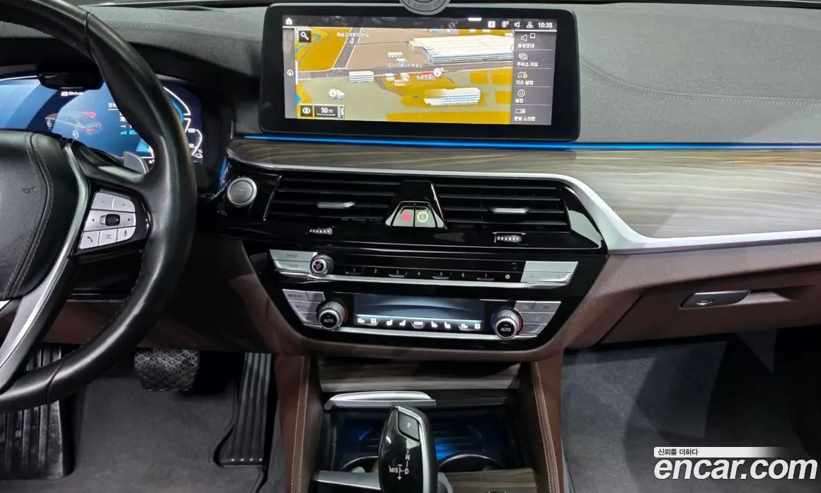 BMW 5 серия 2021 2.0 автомат (гидро), фото 20