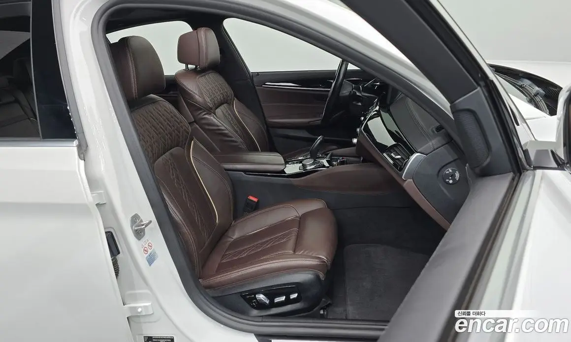 BMW 5 серия 2021 2.0 автомат (гидро), фото 16 BMW 5 серия 2021 2.0 автомат (гидро), фото 16