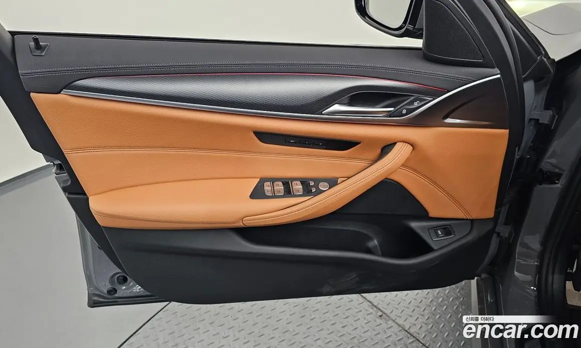 BMW 5 серия 2022 2.0 автомат (гидро), фото 14