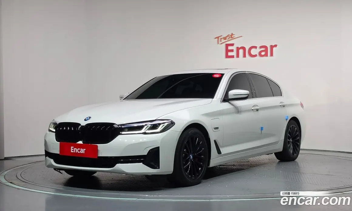 BMW 5 серия 2022 2.0 автомат (гидро), фото 1 BMW 5 серия 2022 2.0 автомат (гидро), фото 1