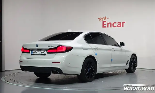 BMW 5 серия 2022 2.0 автомат (гидро), миниатюра 2 BMW 5 серия 2022 2.0 автомат (гидро), миниатюра 2