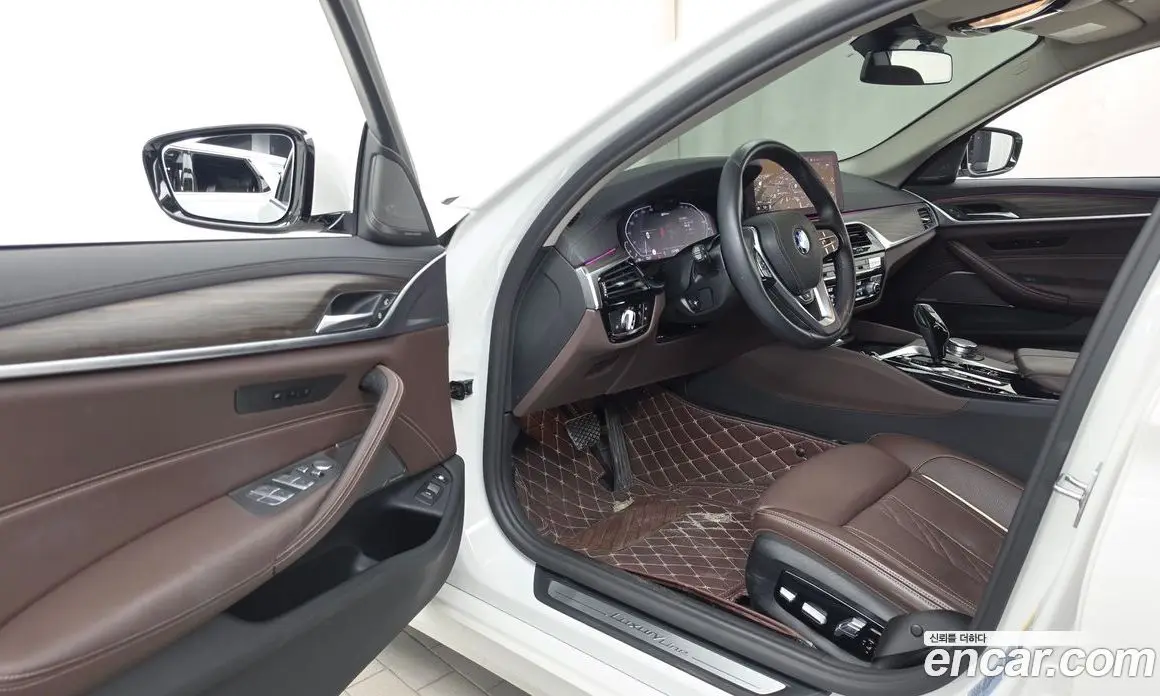 BMW 5 серия 2022 2.0 автомат (гидро), фото 13 BMW 5 серия 2022 2.0 автомат (гидро), фото 13