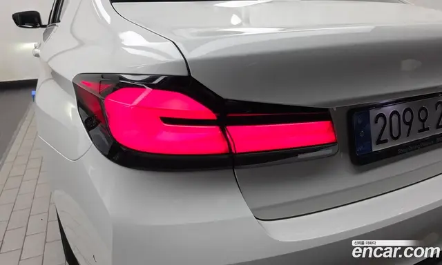 BMW 5 серия 2022 2.0 автомат (гидро), миниатюра 9 BMW 5 серия 2022 2.0 автомат (гидро), миниатюра 9