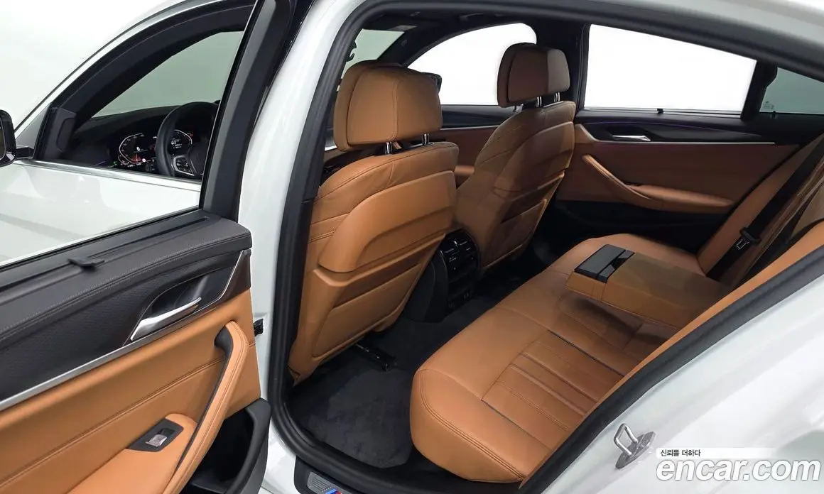 BMW 5 серия 2023 2.0 автомат (гидро), фото 17