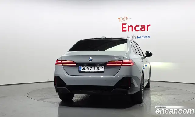 BMW 5 серия 2025 2.0 автомат (гидро), миниатюра 4