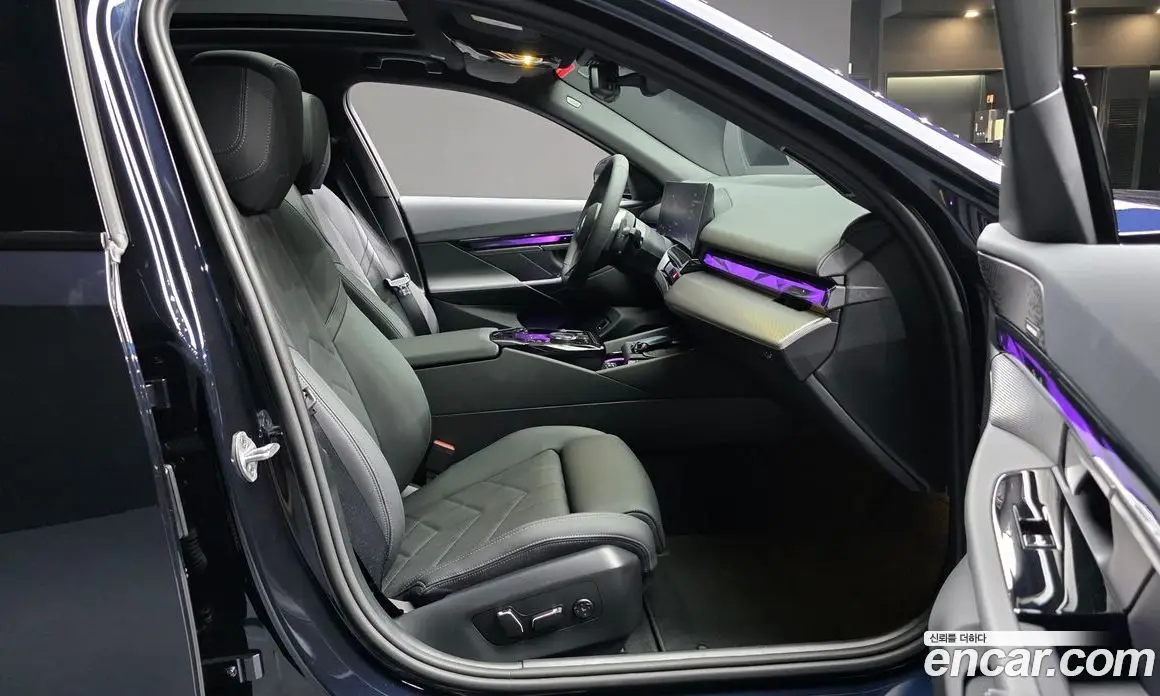 BMW 5 серия 2026 2.0 автомат (гидро), фото 15 BMW 5 серия 2026 2.0 автомат (гидро), фото 15