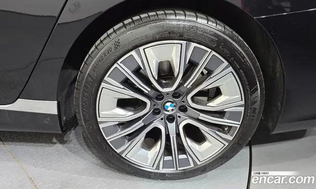 BMW 7 серия 2022 3.0 автомат (гидро), миниатюра 7
