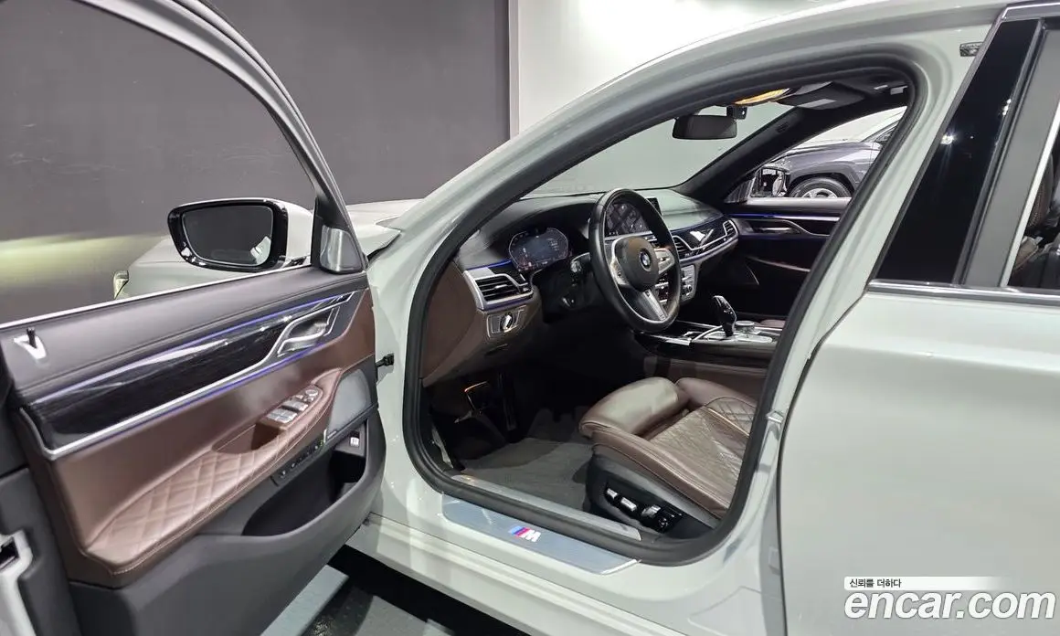 BMW 7 серия 2022 3.0 автомат (гидро), фото 13