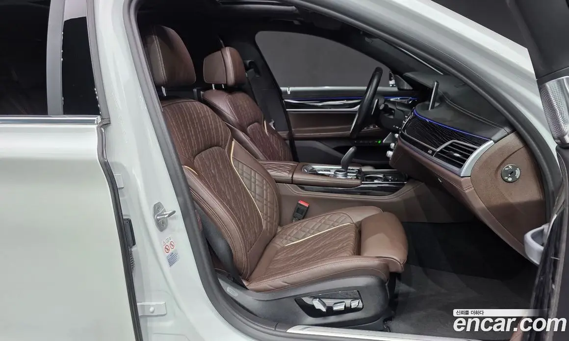 BMW 7 серия 2022 3.0 автомат (гидро), фото 16