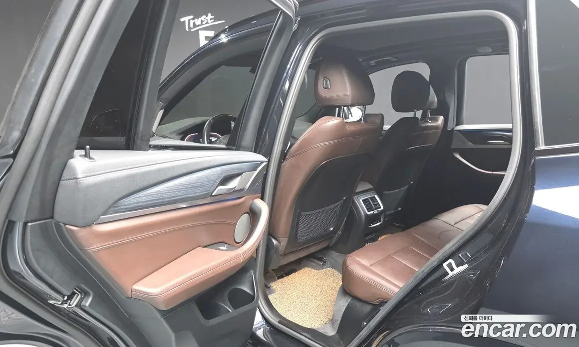 BMW iX3 2023 0.2 автомат (гидро), фото 16
