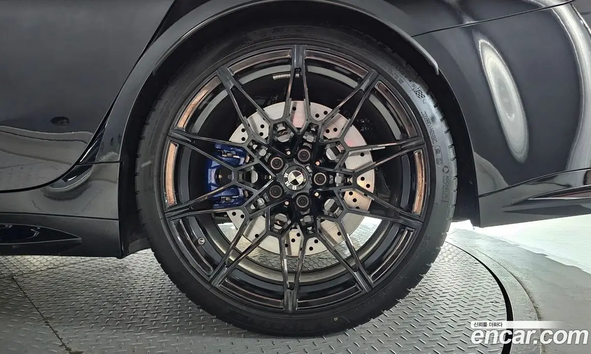 BMW M3 2025 3.0 автомат (гидро), фото 7 BMW M3 2025 3.0 автомат (гидро), фото 7