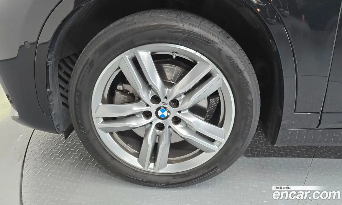 BMW X1 2020 2.0 автомат (гидро), фото 5 BMW X1 2020 2.0 автомат (гидро), фото 5